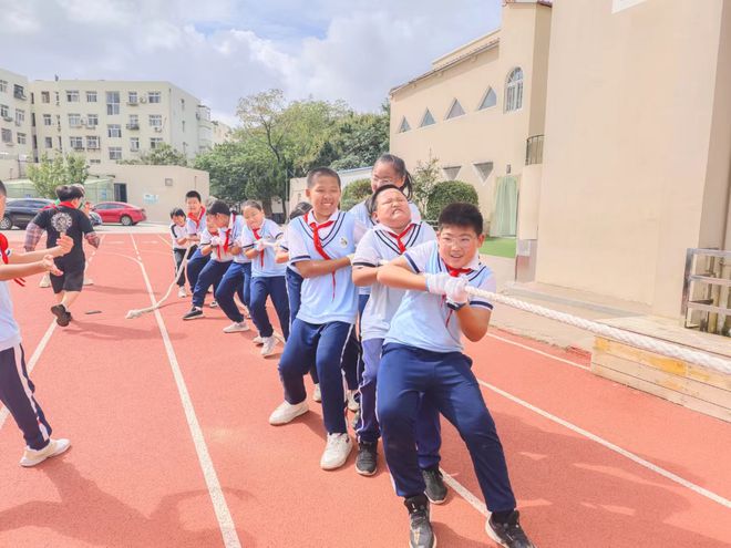 七彩南一 献礼祖国——青岛四流南路第一小学举行2024秋季运动会(6)