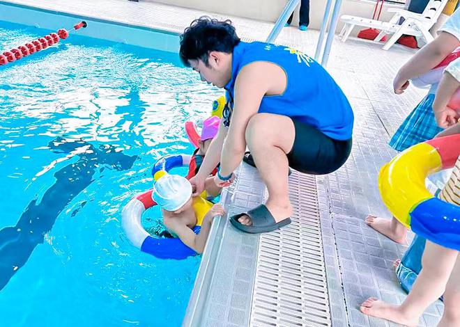 预防溺水快乐研学 - 熊猫体育少儿体能培训