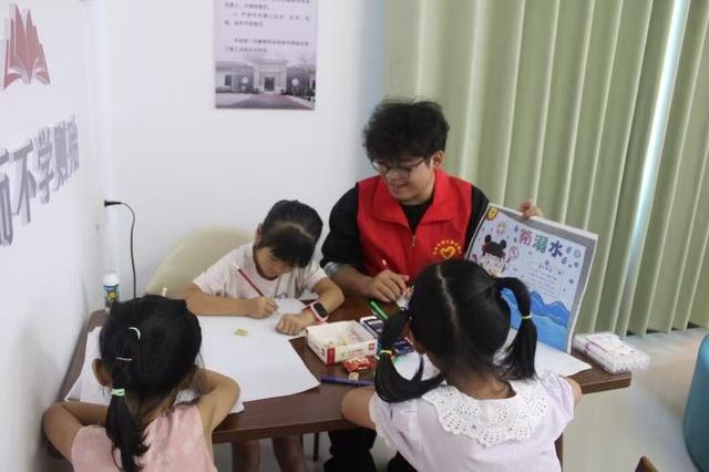 临桂区两江镇开展趣味课堂守护青少年防溺水安全(2)